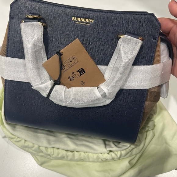 Burberry Black and Tan Crossbody Bag - Picture 2 of 6